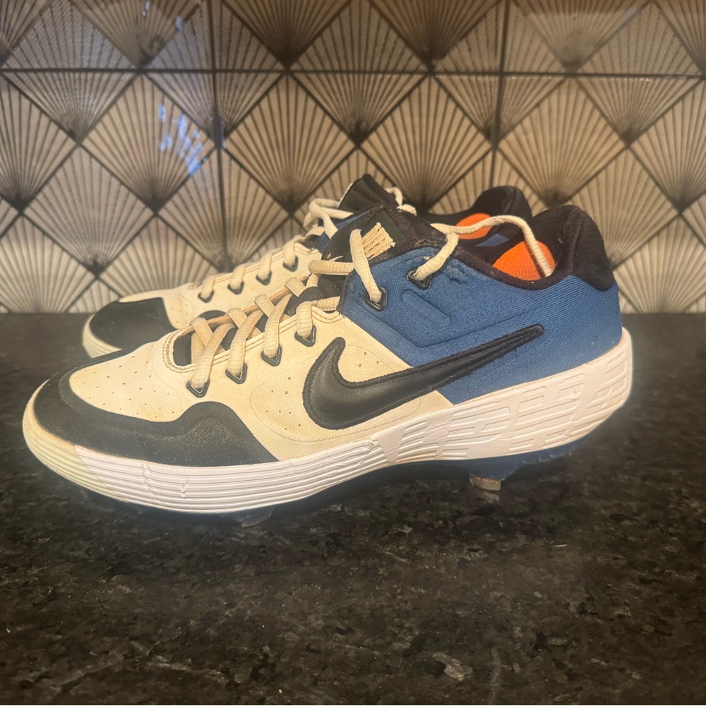 Nike Metal Alpha Huarache Elite 2 Low Baseball Cleats